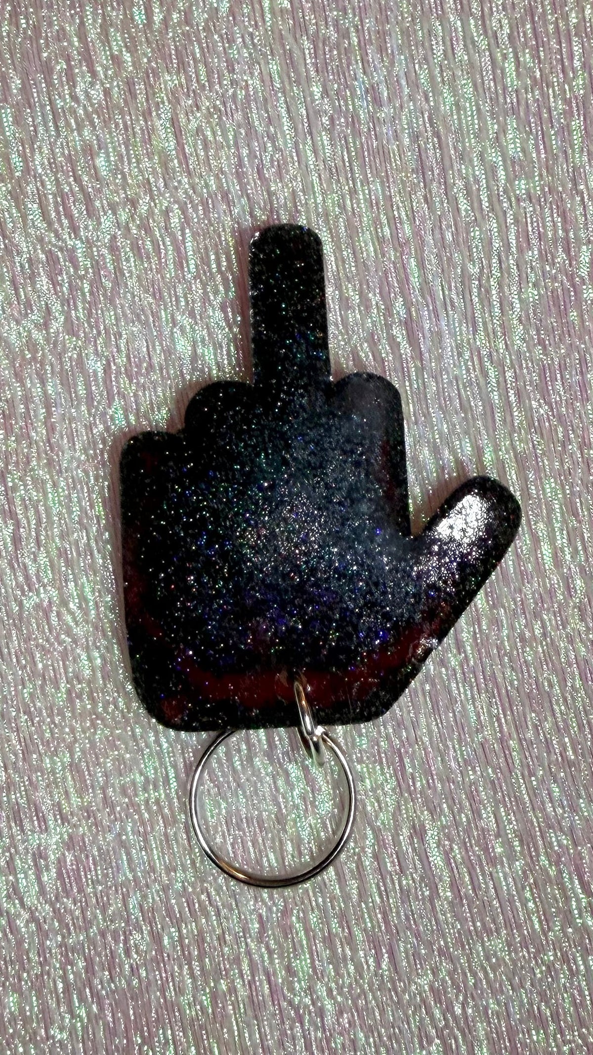 Middle finger keychain *DEFECT*